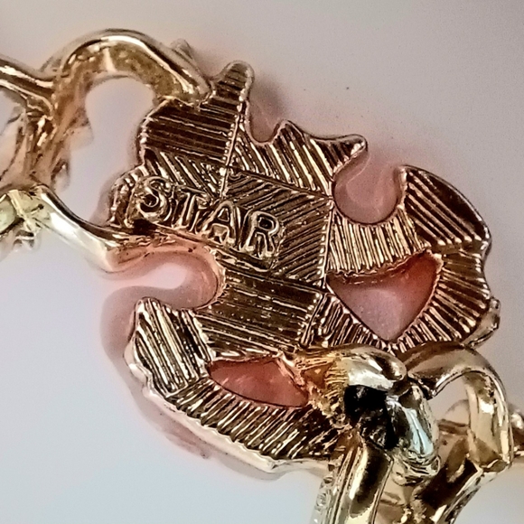 Vintage Signed Star Pink & Gold Thermoset Midcentury Leaf Design Collar Necklace - Picture 2 of 4